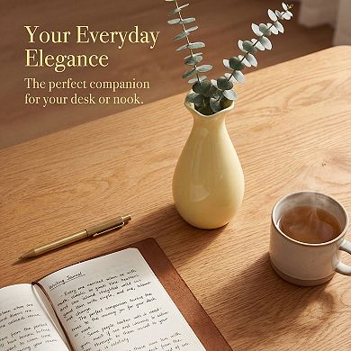 Small Ceramic Bud Modern Cylinder Vase Matte Ribbed Decorative Flower Vase for Desktop Bathroom