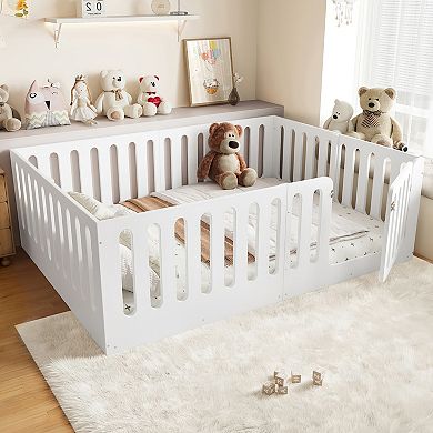 Lufeiya Solid Wood Kids Queen Size Montessori Floor Bed with High Fence and Door