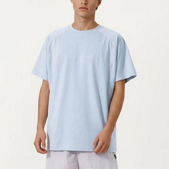 Men's Short Sleeve Athletic T-Shirt with Contrast Seam Detail Breathable Lightweight Fabric