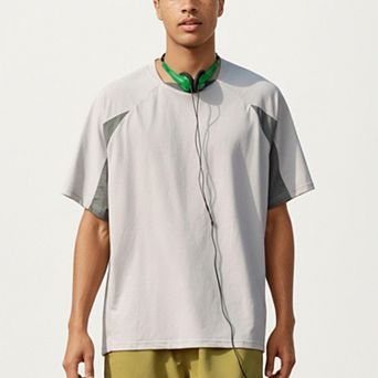 Men's Short Sleeve Athletic T-Shirt with Colorblock Panel Design Breathable Fabric and Relaxed Fit