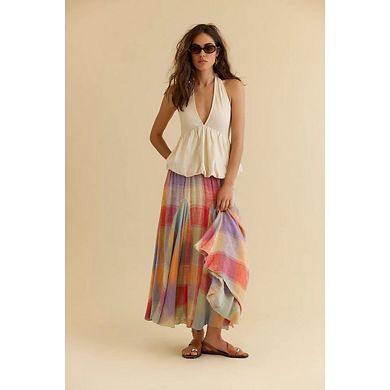 Women's Y2K V-Neck Halter Cami Top Flowy Cropped Design with Ruffle Hem Detail
