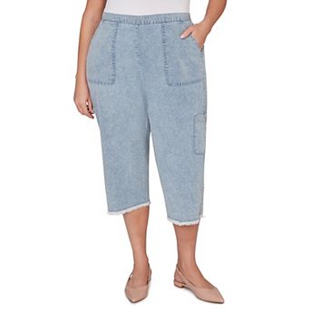 Plus Size Alfred Dunner Fringe Denim Patch Pocket Capri Pants