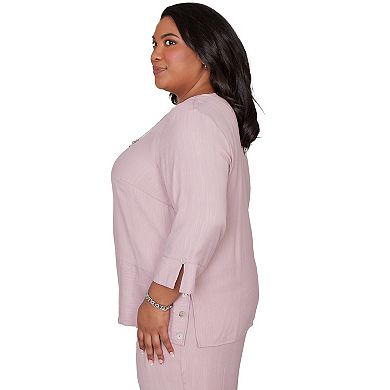 Plus Size Alfred Dunner Textured Spliced Rose Top with Necklace