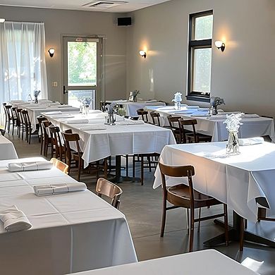 Disposable Rectangle Tablecloth 4-Pack Party & Event Cover