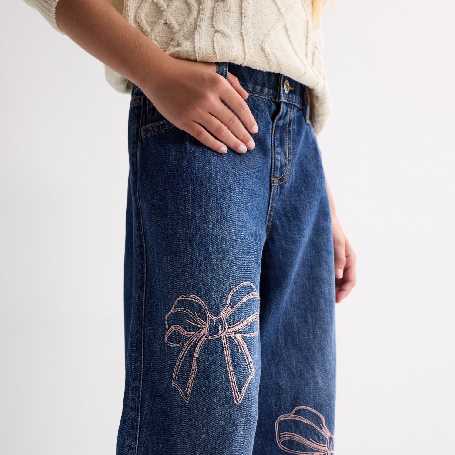 Джинсы SO® Mid Rise Pull On Wide Leg Jeans для девочек — фото 3