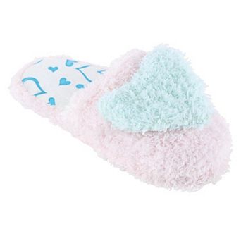 CTM Girl's Fluffy Heart Assorted Slippers