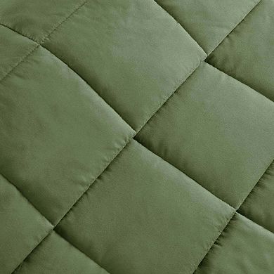 Lightweight Down Alternative Blanket with Satin Trim