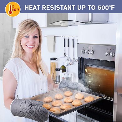Oven gloves and pot pads with heat-resistant cotton lining