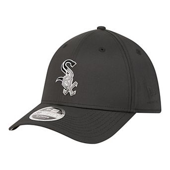 Men's New Era Black Chicago White Sox Metallic 39THIRTY M-Crown Flex Hat