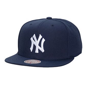 Unisex Mitchell & Ness Navy New York Yankees Side Logo Snapback Hat
