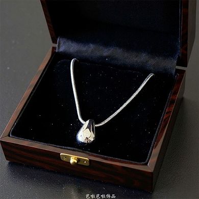 Women's Minimalist Teardrop Pendant Necklace with Polished Metal Finish