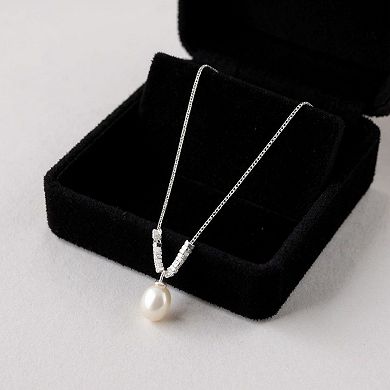 Women's Elegant Drop Pendant Necklace with Simulated Pearl and Polished Bead Chain