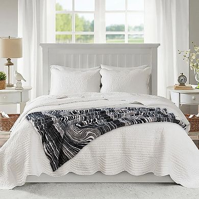 Home Soft Things Printed Faux Fur Throw Blanket