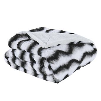 Home Soft Things Printed Faux Fur Throw Blanket