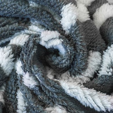 Home Soft Things Jacquard Sherpa Faux Fur Throw Blanket