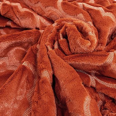 Home Soft Things Ogee Tatami Faux Fur Throw Blanket & Cover Combo