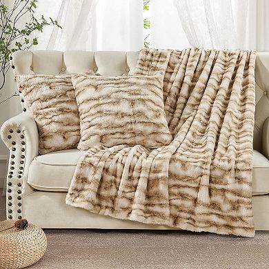 Home Soft Things Raccoon Faux Fur 3-Piece Throw Blanket Set