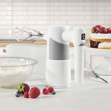 Cuisinart® 9-Speed Hand Mixer With Storage Case