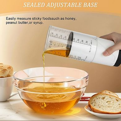Adjustable measuring cup set for liquids and dry ingredients