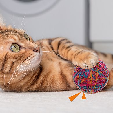 Cat Playing Ball with Bell Inside 3.94" Diameter 1Pc