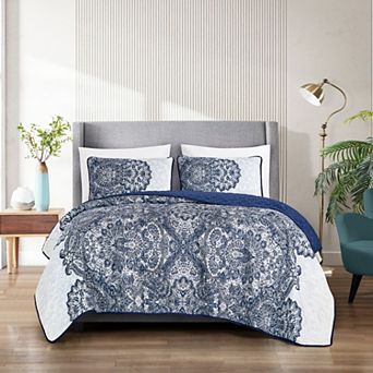 Blue & White Paisley Quilt Set