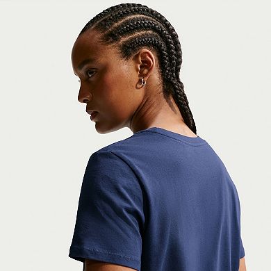 Women's Nike Navy USMNT Crest T-Shirt
