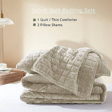 Lightweight oversized bedspread with stitched seams
