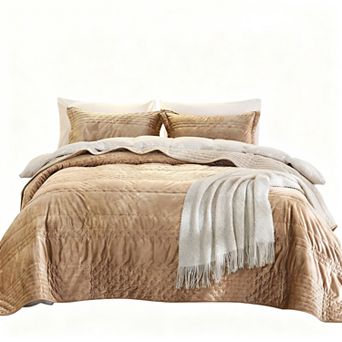 Ultra-soft all-season king-size bed cover