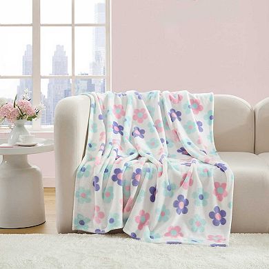 Betsey Johnson Retro Daisy Toss Throw Blanket