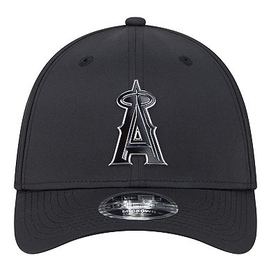 Men's New Era Black Los Angeles Angels Metallic 39THIRTY M-Crown Flex Hat