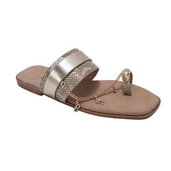 bebe Womens Thong Sandals with Chain Charm Detail Slip On Flats