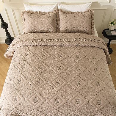 Wrinkled bedspread, worn but stylish, rustic bedding