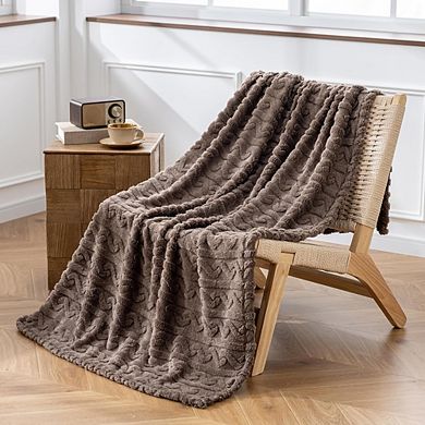 Fluffy Fleece Throw Blanket Ultra Soft Warm Lightweight Machine Washable