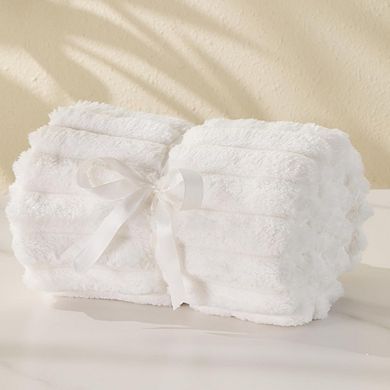 Off White 3D Jacquard Throw Blanket, Soft Fluffy Lightweight Cozy Sofa Bed Blanket