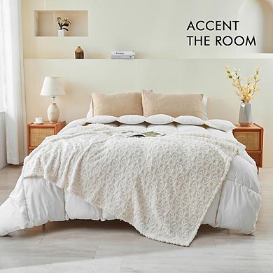 Throw Blanket Soft Fleece Plush Lightweight Decorative Cozy Blanket