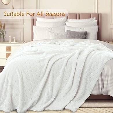 Cream White Fuzzy Plush Throw Blanket, Soft Fluffy Microfiber Flannel Geometric Blanket