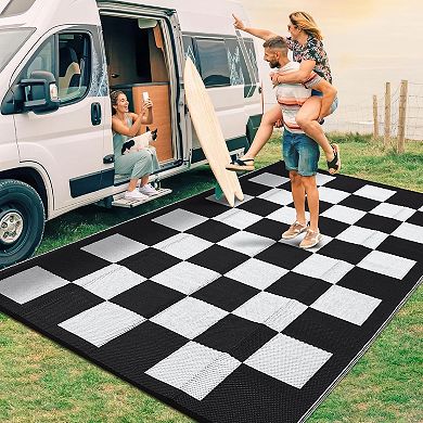 Checkerboard Outdoor Rug, Reversible Woven Plastic Straw Patio Mat
