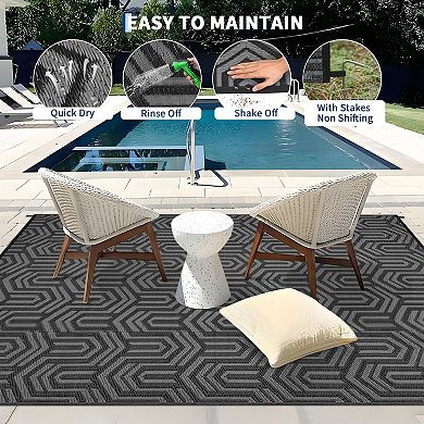 Modern Outdoor Plastic Mat, Geometric Striped Rug, Easy Care Portable Low Pile Carpet