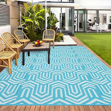 Modern Outdoor Plastic Mat, Geometric Striped Rug, Easy Care Portable Low Pile Carpet