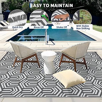 Modern Outdoor Plastic Mat, Geometric Striped Rug, Easy Care Portable Low Pile Carpet