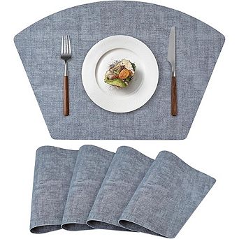 Round Faux Leather Placemats Set of 4, Heat-Resistant Wipeable Table Mats