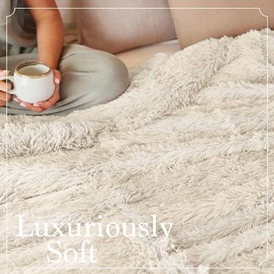 Soft Fluffy Sherpa Throw Blanket, Cozy Warm Decorative Bedroom Blanket