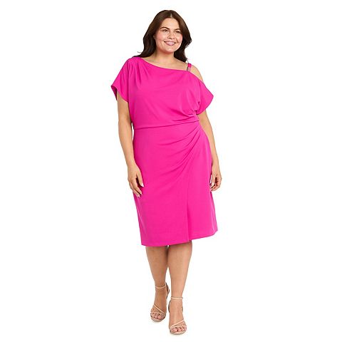 Женские платья R&M Plus Size R&M Richards Asymmetrical Ruched Sheath Dress with Shoulder Accent
