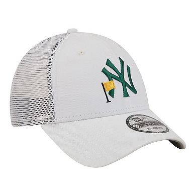 Men's New Era White New York Yankees Flag 9FORTY Trucker Adjustable Hat