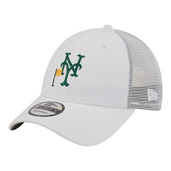 Men's New Era White New York Mets Flag 9FORTY Trucker Adjustable Hat