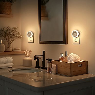 1 Light Motion Sensor Night Light Plug in 0.6W Warm White Automatic On Off for Bedroom 2 Pack