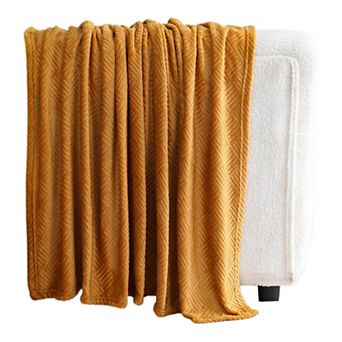 Kate Aurora Ultra Soft and Plush Hypoallergenic Boston Geo Accent Fleece Throw Blanket