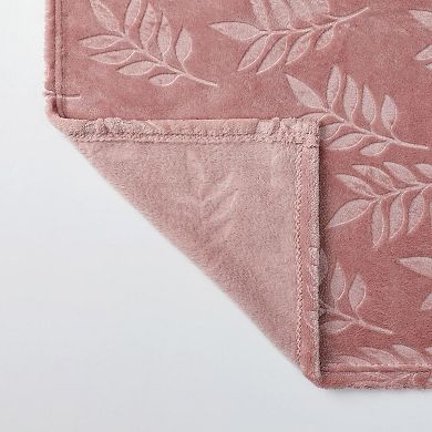 Kate Aurora Ultra Soft and Plush Hypoallergenic Pascal Leaf Accent Fleece Throw Blanket