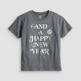 Girls 6-20 SO® Short Sleeve Oversized Holiday Graphic Tee in Regular & Plus Size