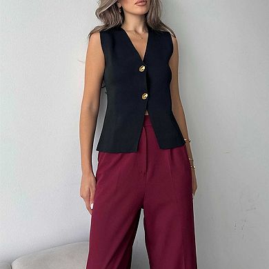 Women's V Neck Sleeveless Knit Vest, Button Front Tailored Waistcoat Top